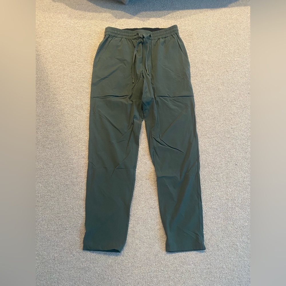 ‼️SOLD‼️Lulu green joggers